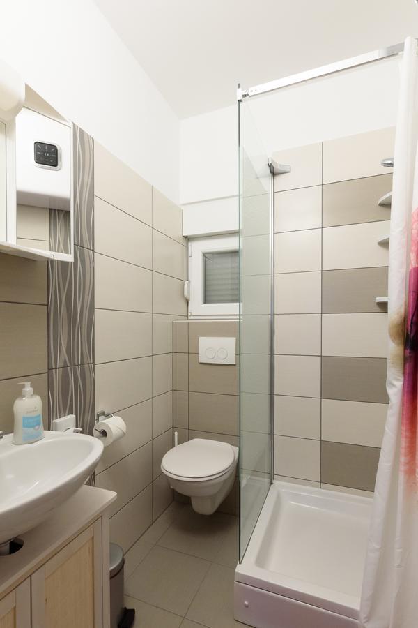 Apartmani Orhideja Gornji Karin Εξωτερικό φωτογραφία