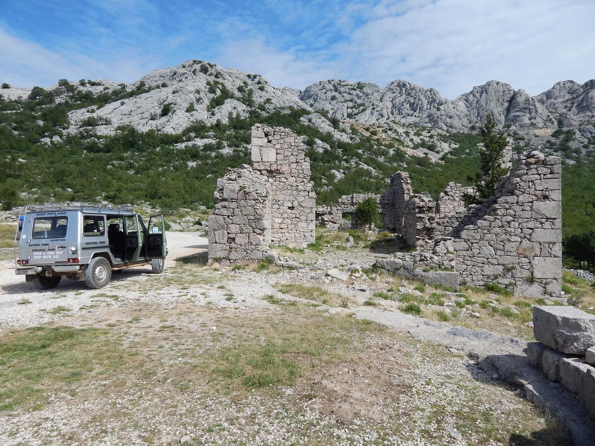 Apartmani Orhideja Gornji Karin Εξωτερικό φωτογραφία