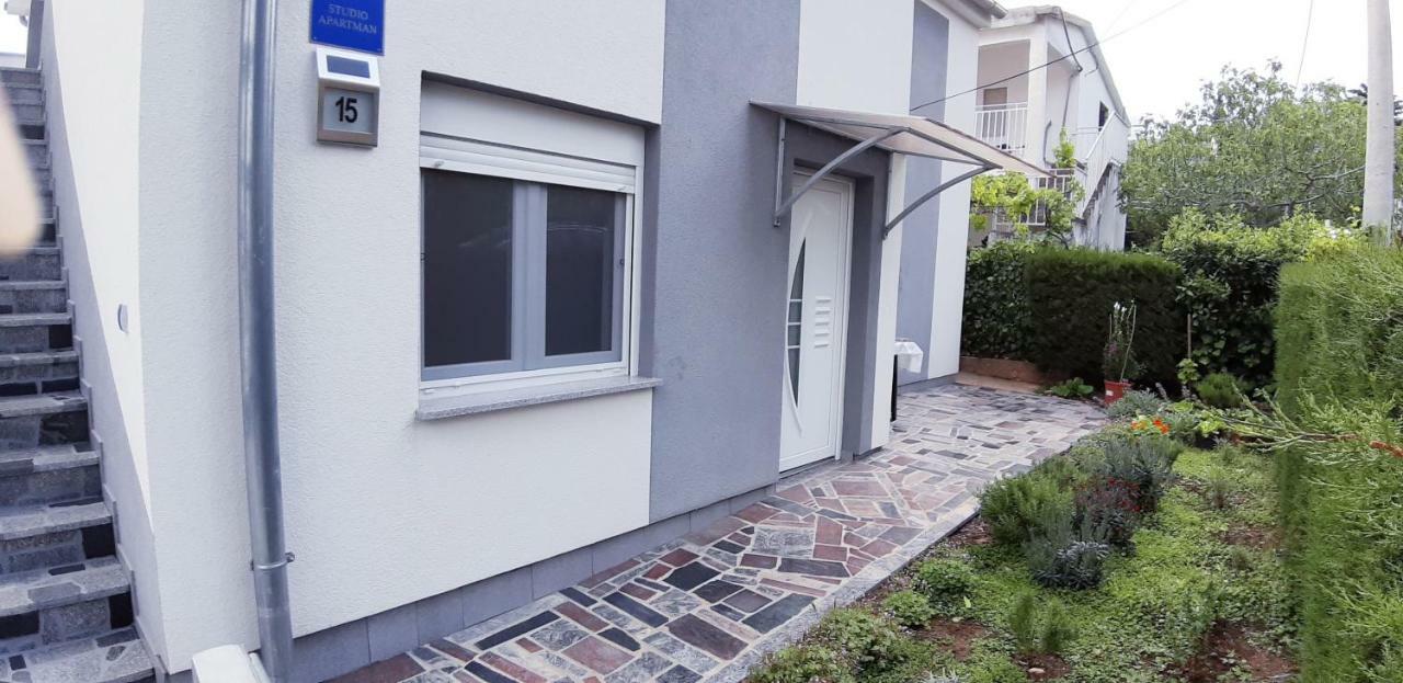Apartmani Orhideja Gornji Karin Εξωτερικό φωτογραφία